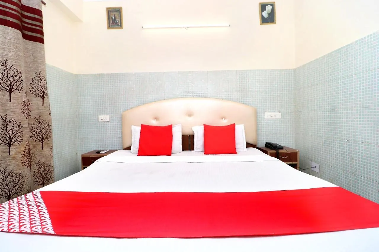 ***  Oyo 38170 Hotel Grand Plaza Chandigarh India